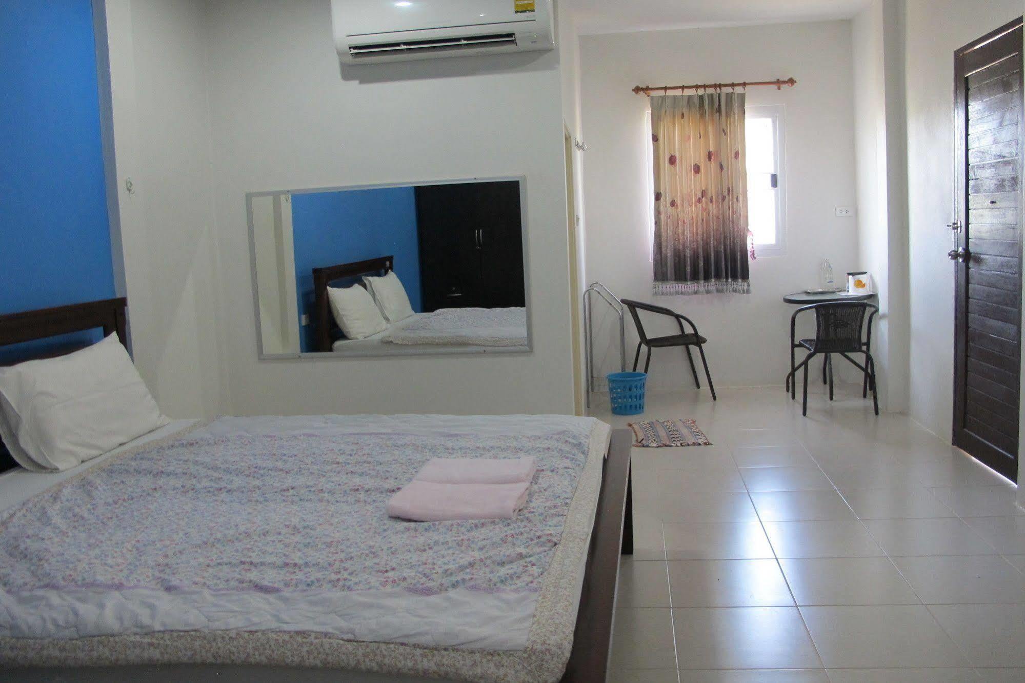 Tongmai Resort สุราษฎร์ธานี ภายนอก รูปภาพ